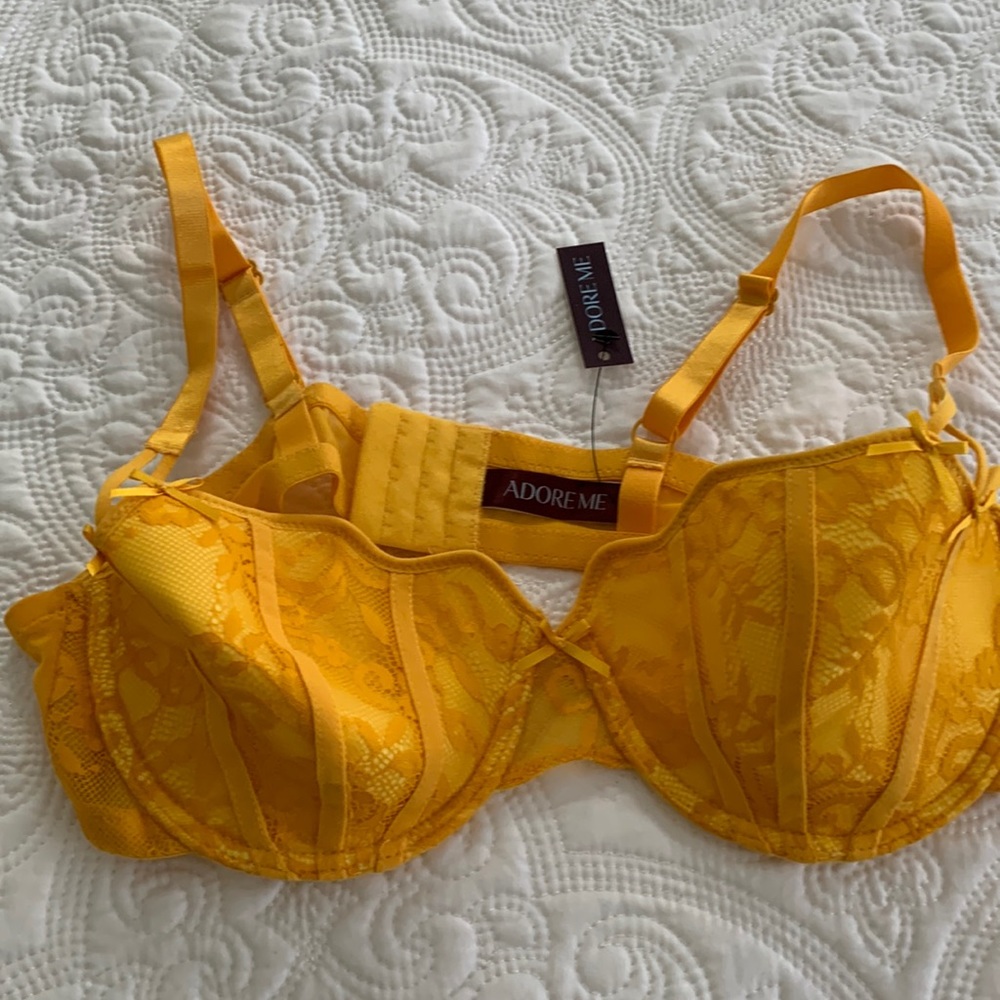 Bra set 38C sunflower yellow
